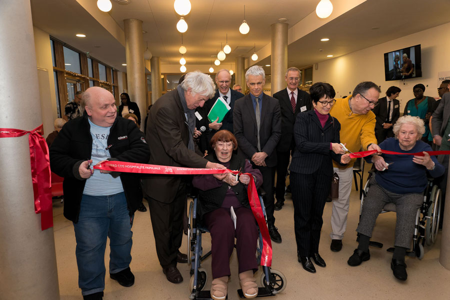 Moment de l'inauguration du nouvel EHPAD rue de Charonne.